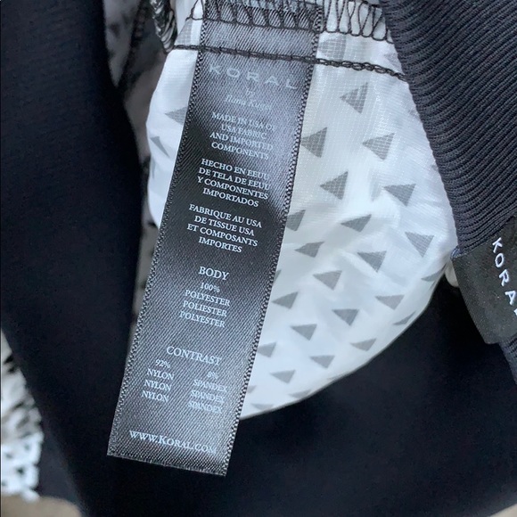 {Koral} triangle black and white jacket - Picture 8 of 8